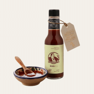 salsa picante ideal para darle un toque intenso y sabroso a distintas preparaciones. Perfecta para acompañar carnes, completos, papas fritas, empanadas y comidas